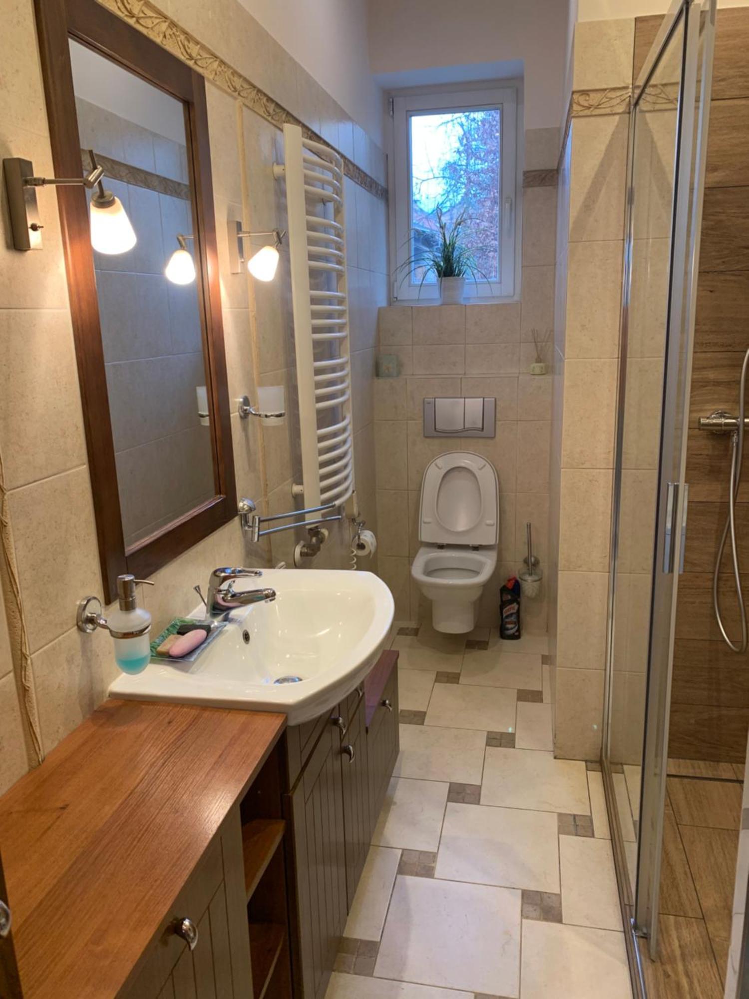 Excellent With Balcony Apartment *