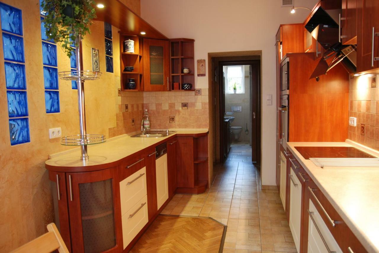 Excellent With Balcony *